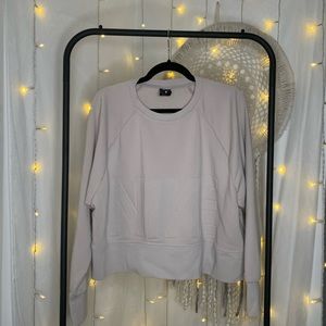 Nike cream cropped sweater size L